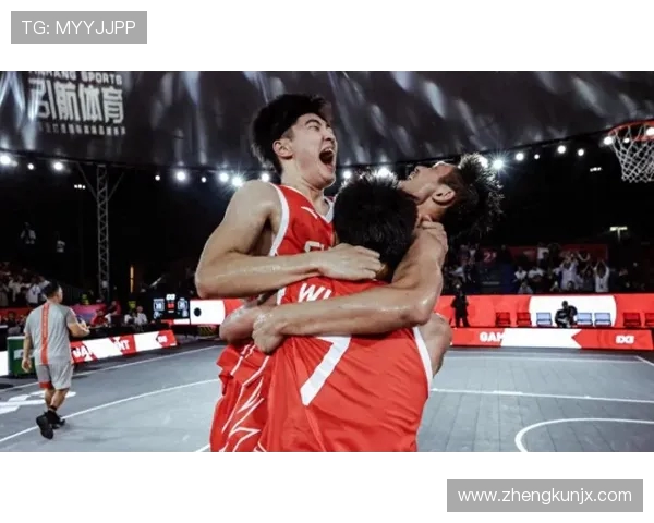 中国男篮与美国男篮经典对决重播回顾精彩瞬间与战术分析